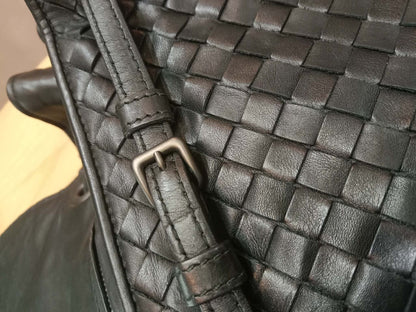 Bottega Veneta Intrecciato Messenger Bag Black