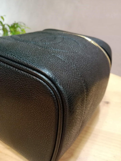 Chanel Vanity Caviar Black Series 4