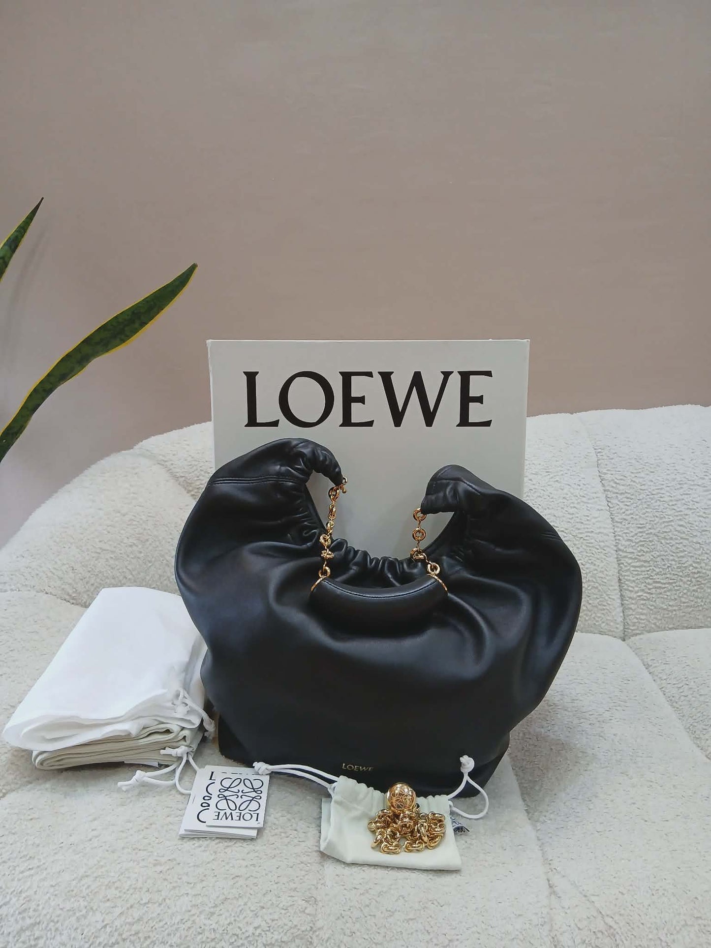 Loewe Squeeze Bag Large Black