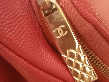 Chanel Business Affinity Red Medium Series 28