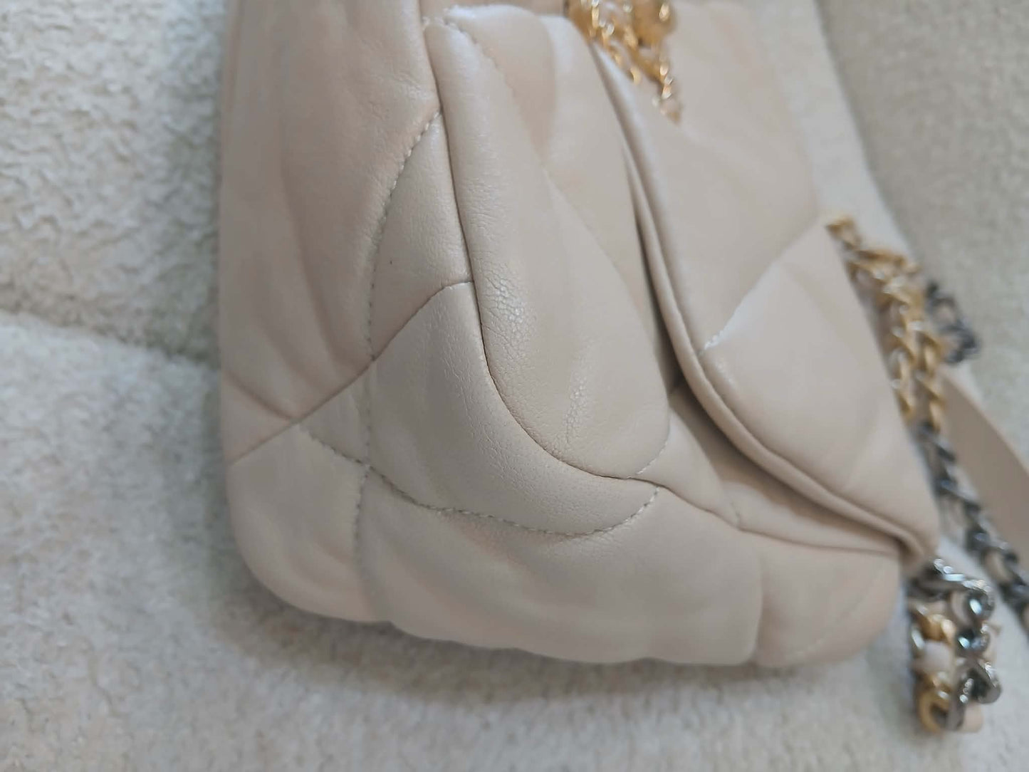 Chanel 19 Beige Lambskin Small Series 30