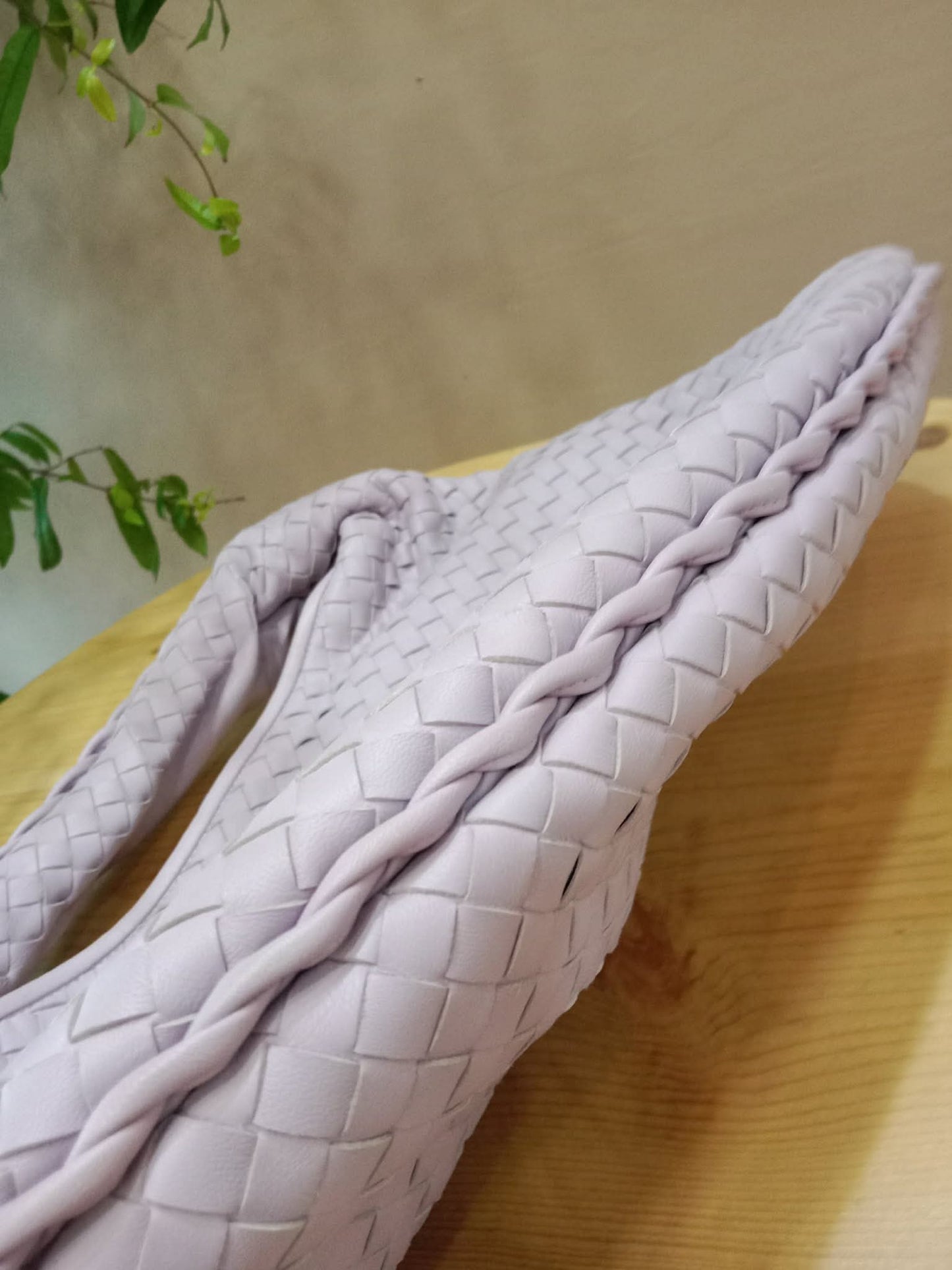 Bottega Veneta Hobo Bag Sakura Pink