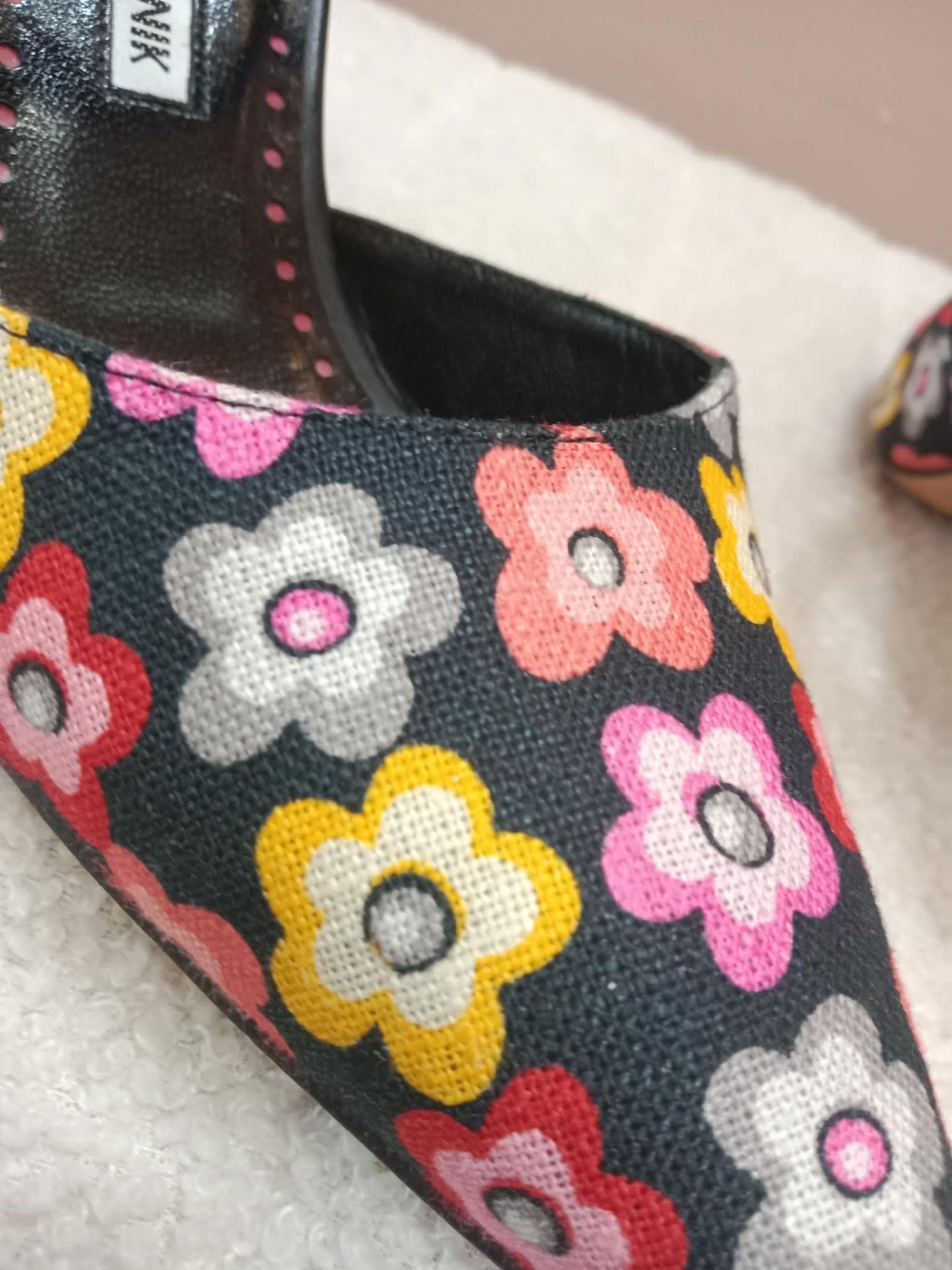 Manolo Blahnik Chamaca 70 Floral Print inen Mule Heels Size 36