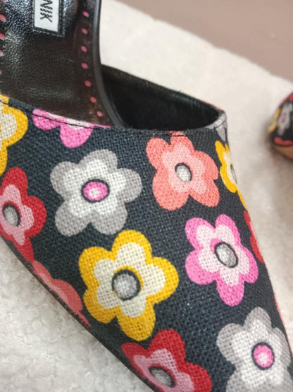 Manolo Blahnik Chamaca 70 Floral Print inen Mule Heels Size 36