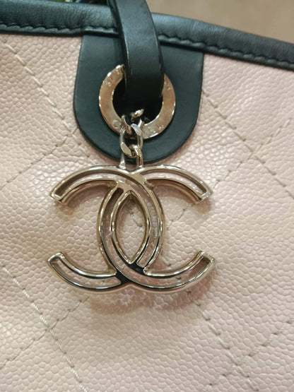Chanel Totebag Light Pink Series 19