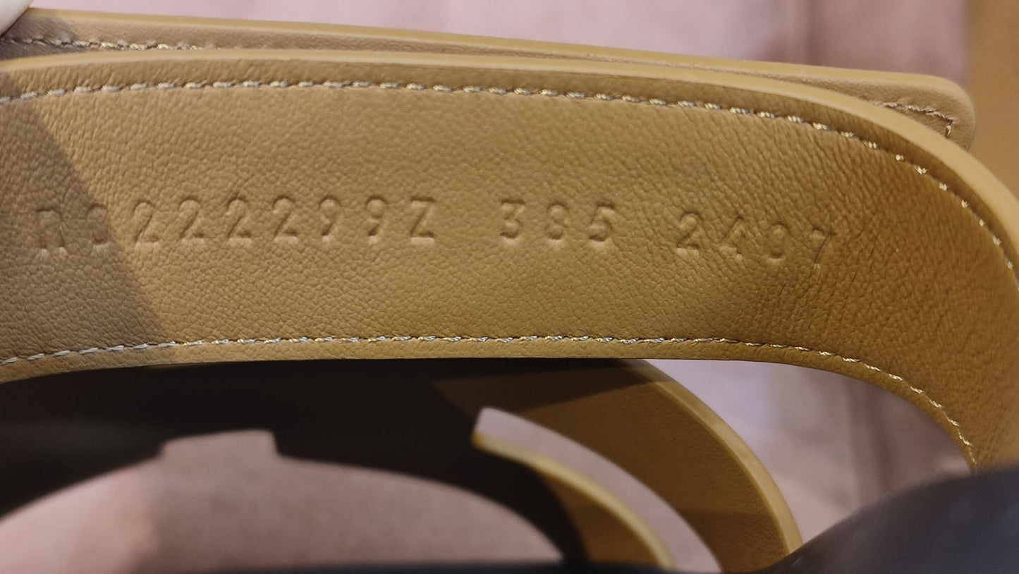 Hermes Chypre Camel Size 38.5