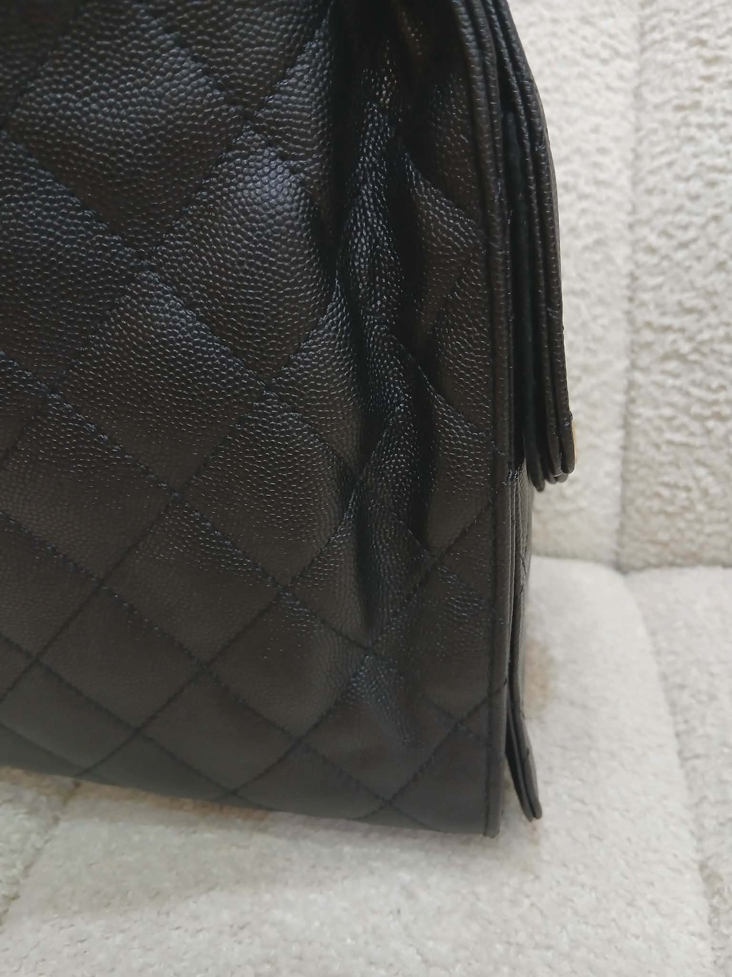 Chanel 25 Black Caviar Microchipped Fullset