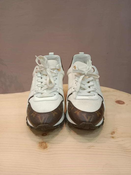 Louis Vuitton White Monogram Reverse Run Away Sneakers Size 37 (24)