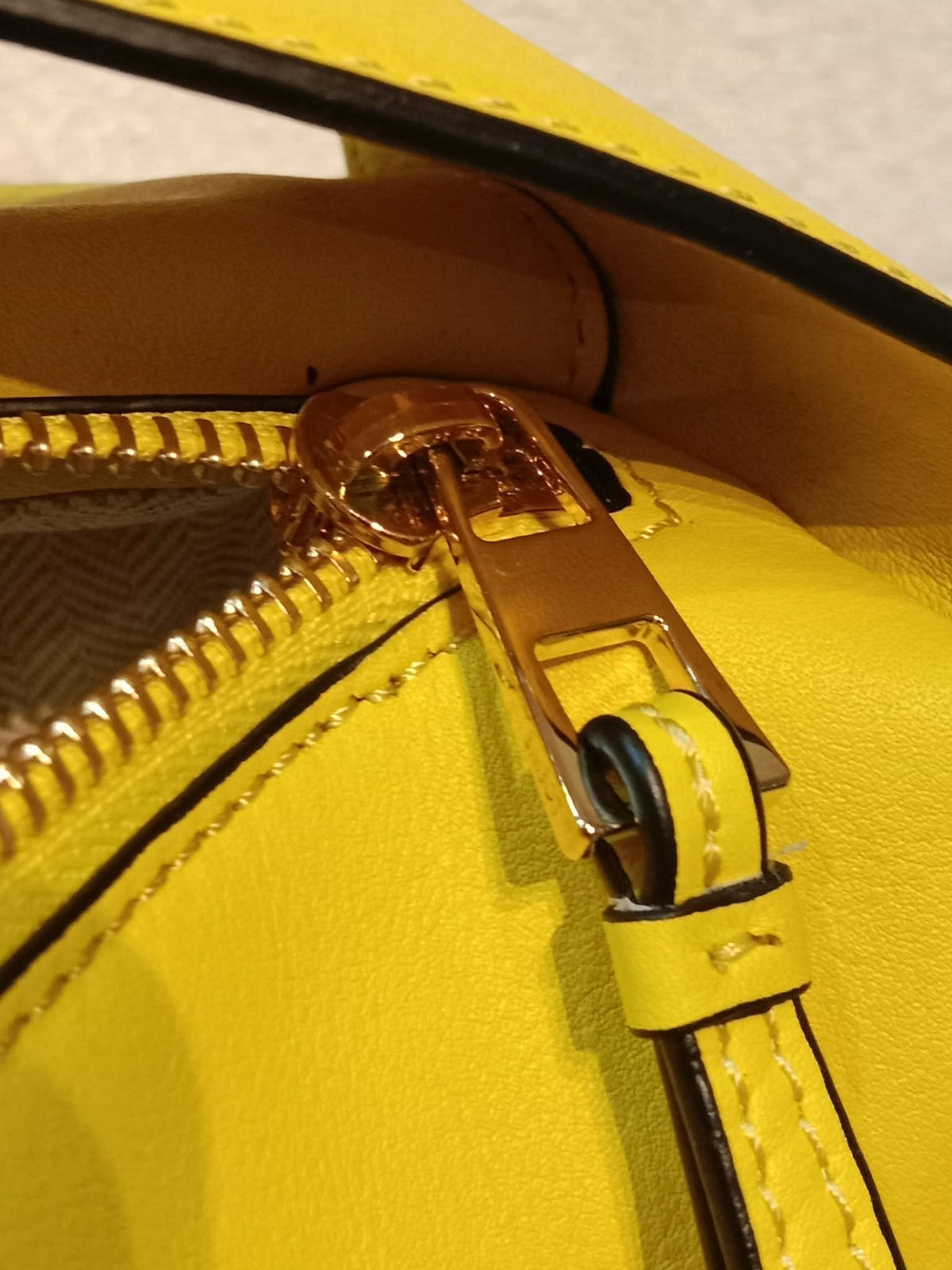 Loewe Bolso Puzzle Hobo Lemon