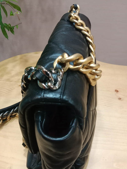 Chanel 19 Lambskin Large Black Series30
