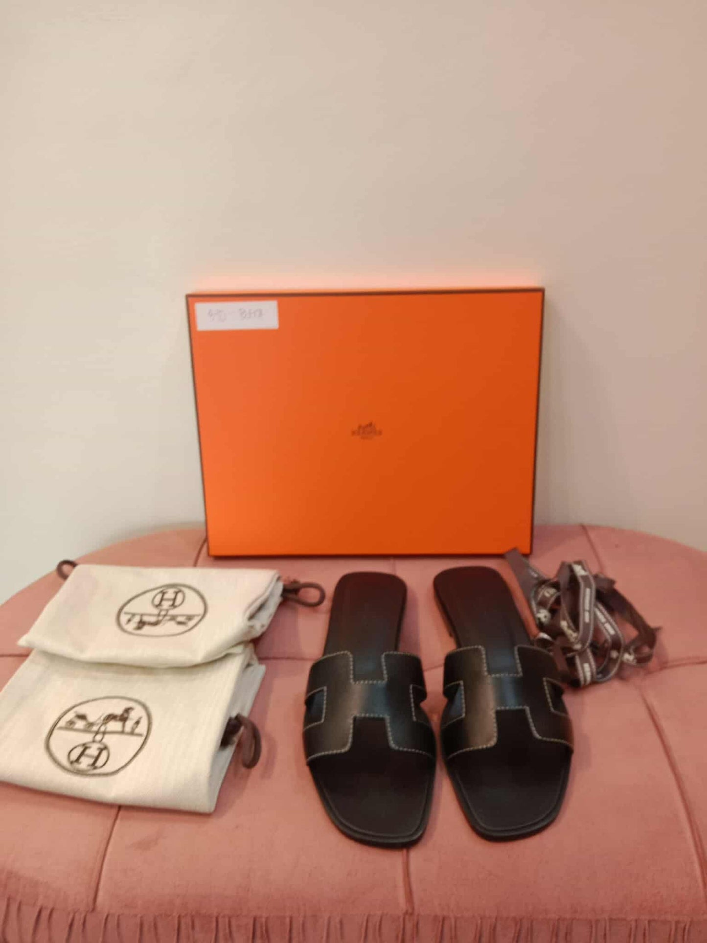 Hermes Oran Noir Size 37 Brandnew
