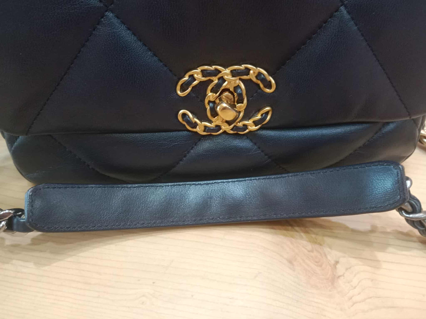 Chanel 19 Beige Midnight Blue Small Series 30