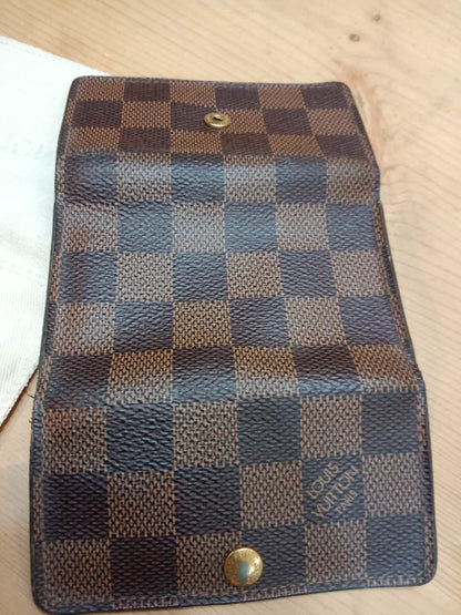 Louis Vuitton 6 Slots Keyholder Damier Ebene