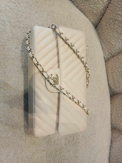 Chanel Timeless Classic Chevron Medium Beige Series 31