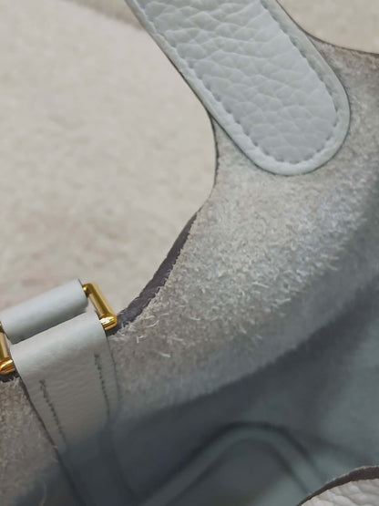 Hermes Picotin 18 Bleu Glacier Clemence Stamp Z 2021