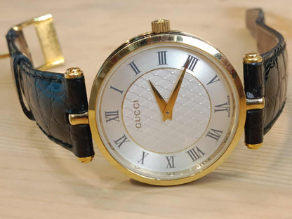 Gucci Men Gold Plated Band Wristwatch
