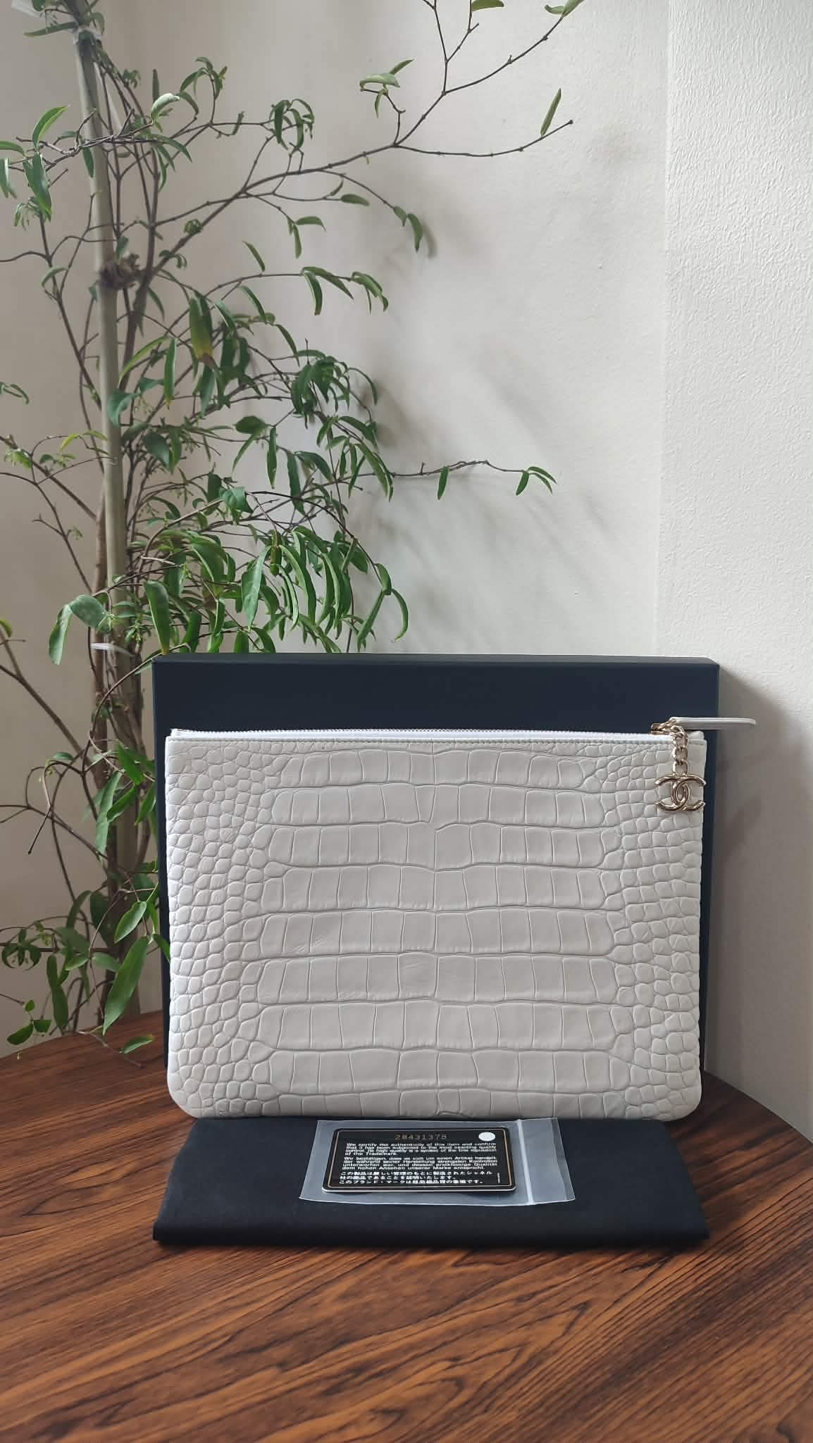 Chanel OCase Croc Embossed White Series 28