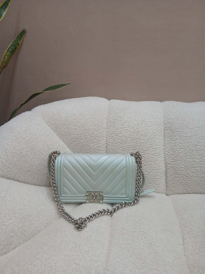 Chanel Leboy Chevron Iridescent Green Old Medium Series 25