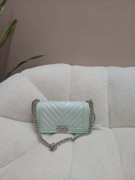 Chanel Leboy Chevron Iridescent Green Old Medium Series 25