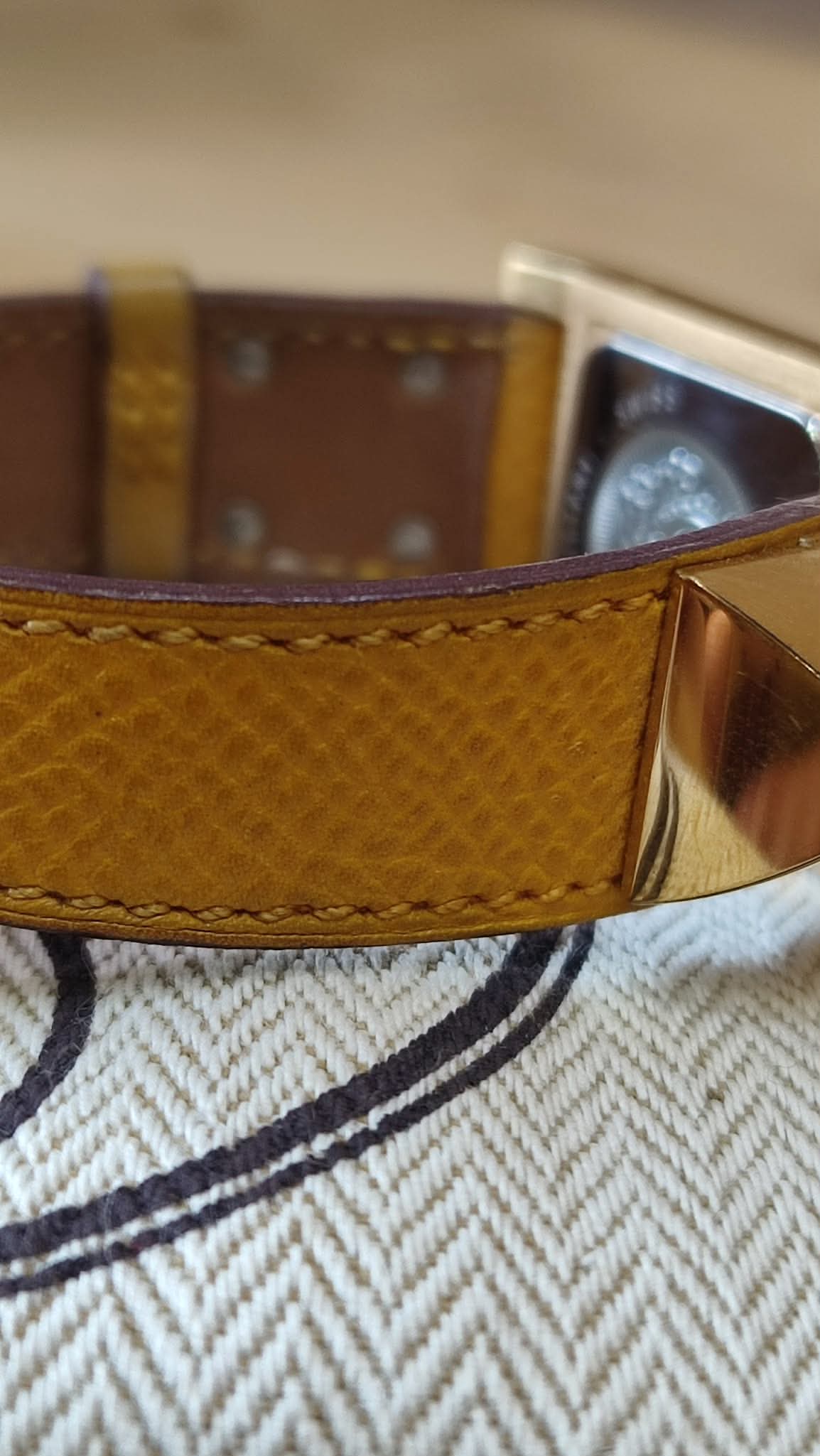 Hermes Vintage Gold Plated Medor Watch Epsom Yellow Stamp Y Circle 1995