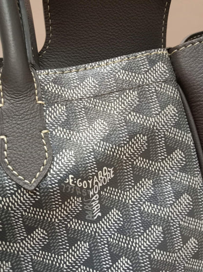 Goyard Saigon Tote Bag Goyardine Canvas with Structured Leather Trim Gris MM