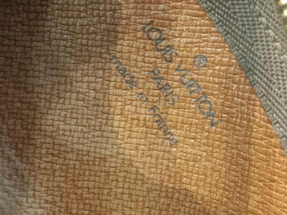 Louis Vuitton Monogram Zipped Coin Case