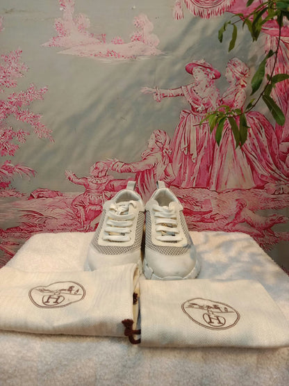 Hermes Bouncing Sneakers Gris Lulea/Blanc Colorway Size 36
