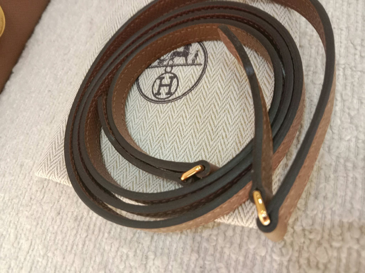 Hermes Maillon Chaine d'Ancre To Go Wallet Epsom Gold on Gold Stamp W 2024