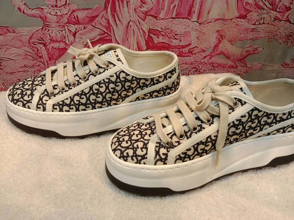 Gucci GG Monogram Platform Sneakers Ivory/Black Size 35.5