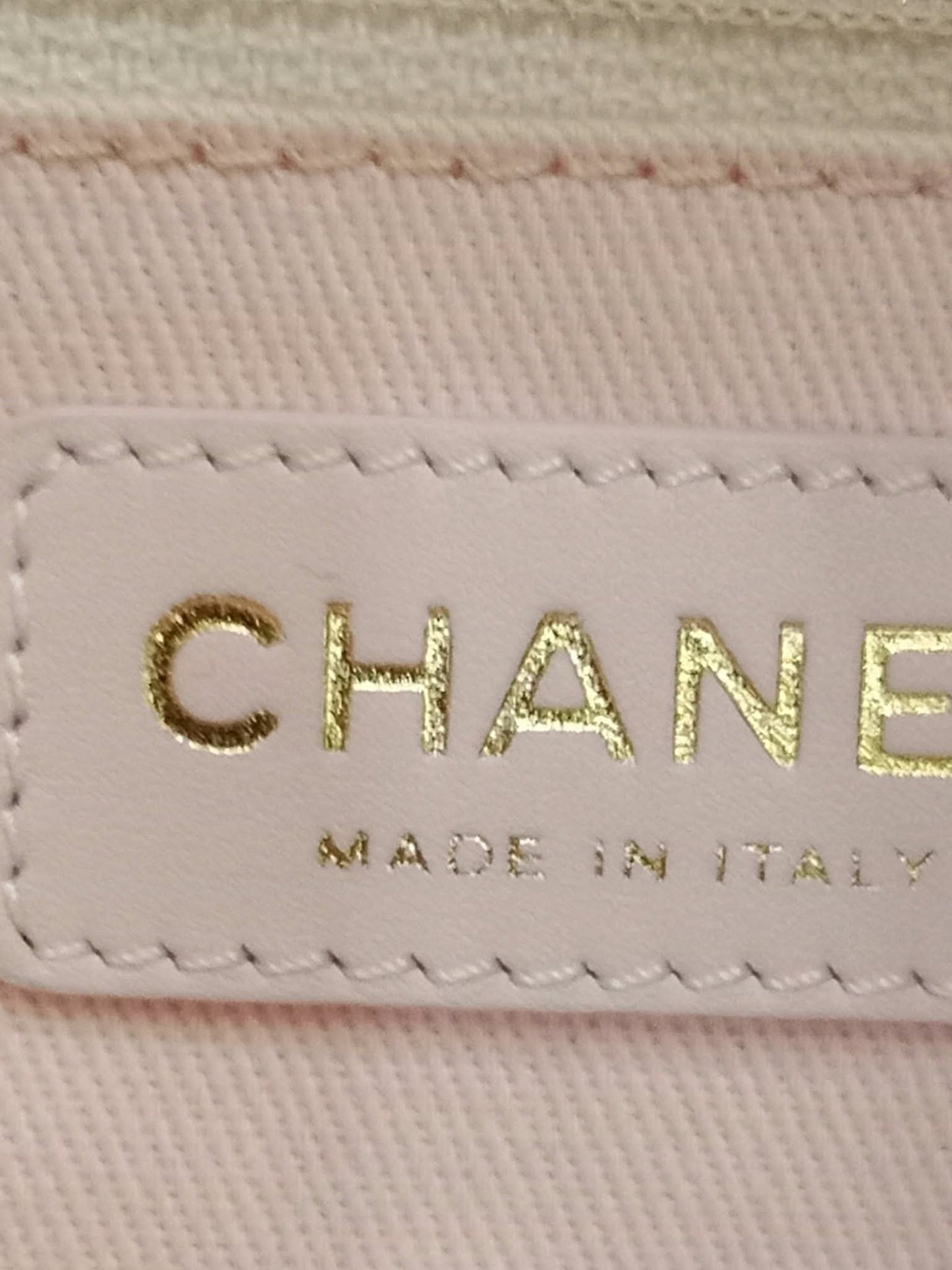 Chanel Deauville Tote Tweed Pink Microchipped