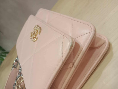 Chanel 19 Wallet on Chain Peach in Quilted Lambskin Microchipped