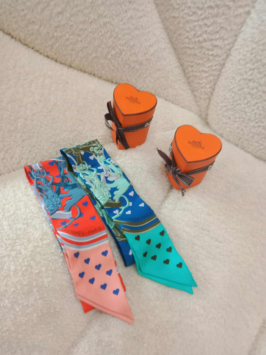 Hermes Brides de Gala Love Silk Twily