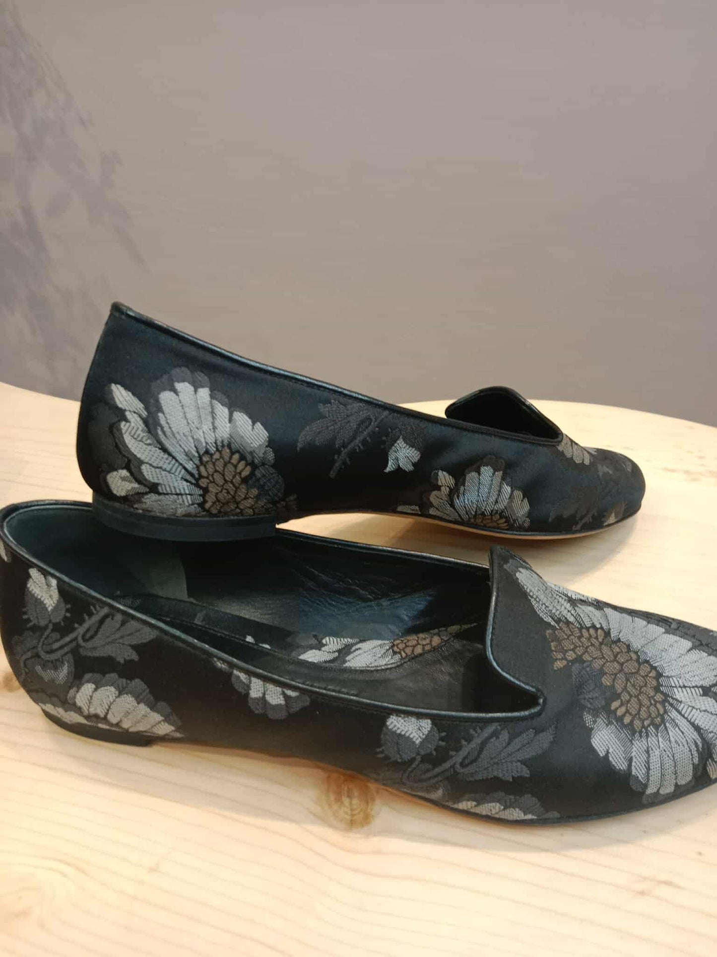 Alexander McQueen Silk Loafer Flats Black Sie 38
