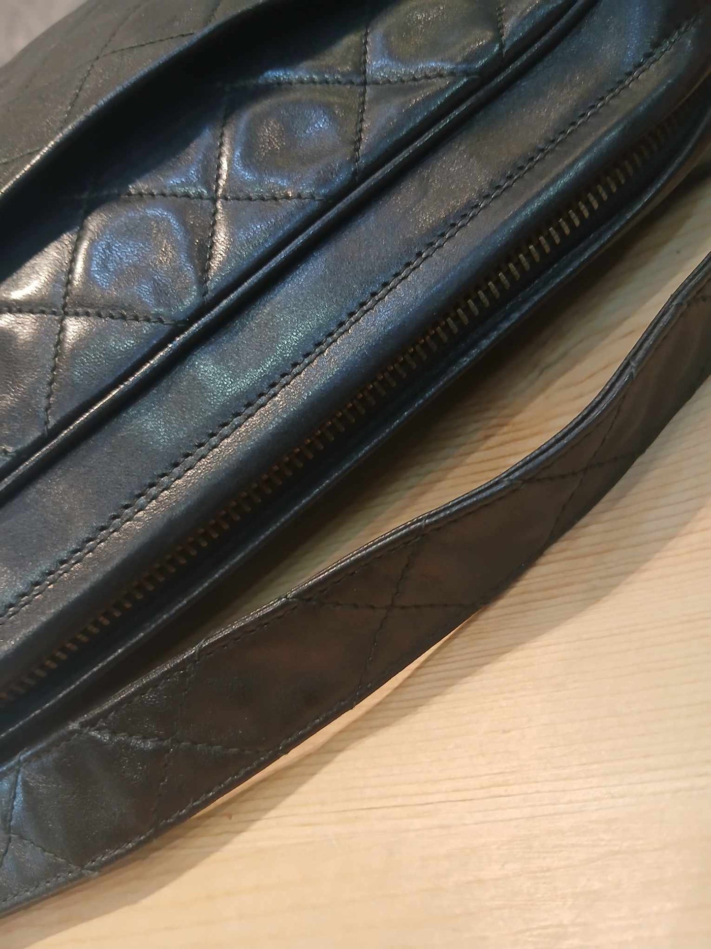 Chanel Vintage Shoulder Bag Lambskin Black Series 2
