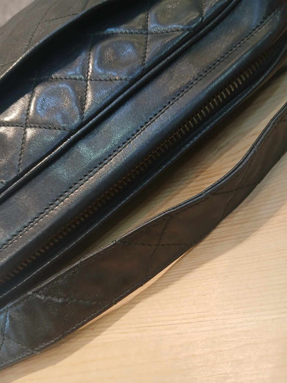 Chanel Vintage Shoulder Bag Lambskin Black Series 2