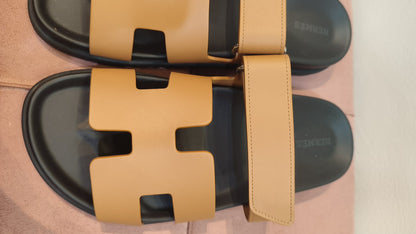 Hermes Chypre Camel Size 38.5