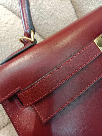 Hermes Kelly 32 Boxcalf Bordeaux Stamp F Square 2002