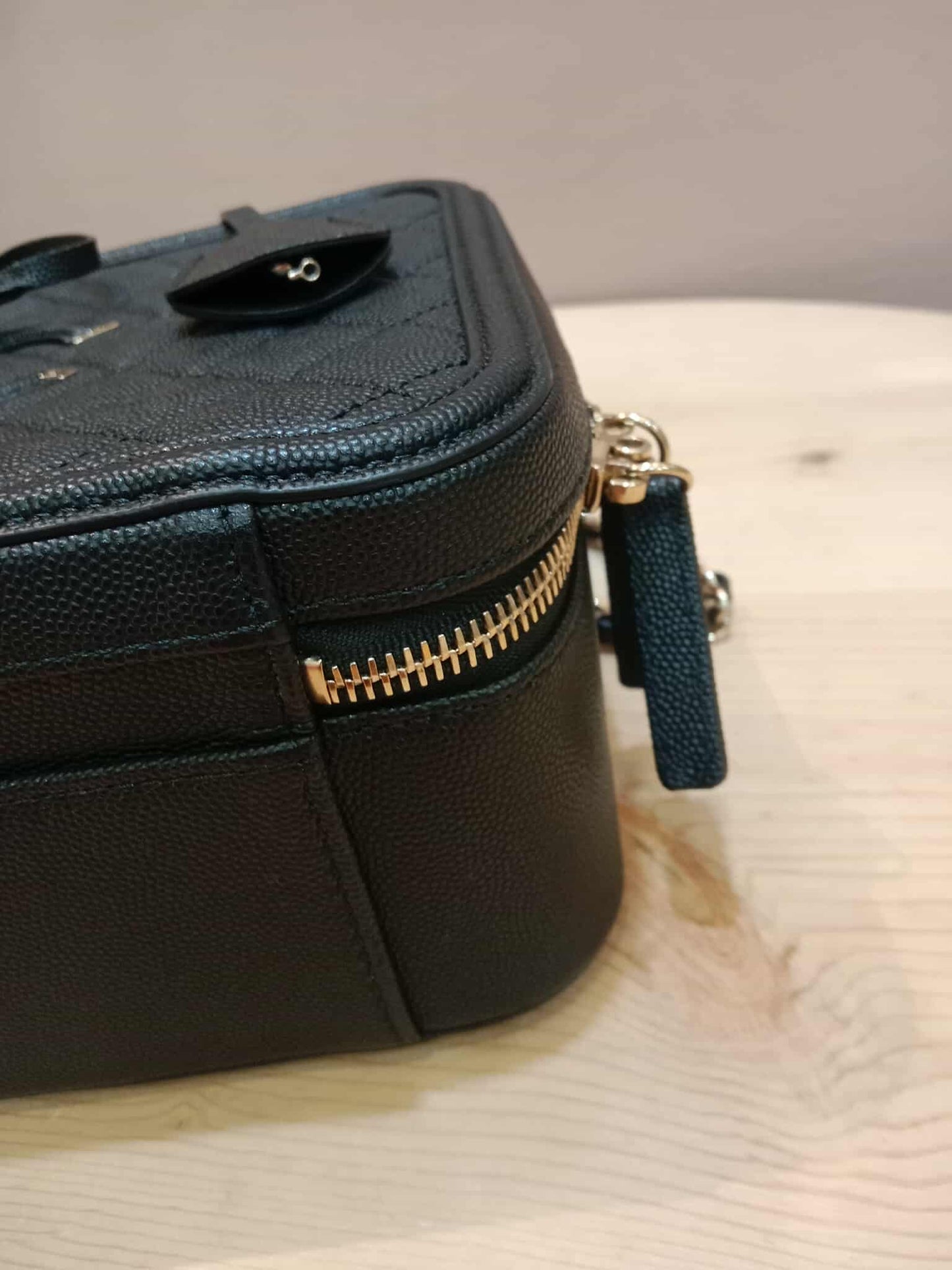 Chanel CC Filigree Vanity Case Caviar Black Large Series 29