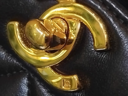 Chanel Diana Flap Bag Lambskin Black Series 3