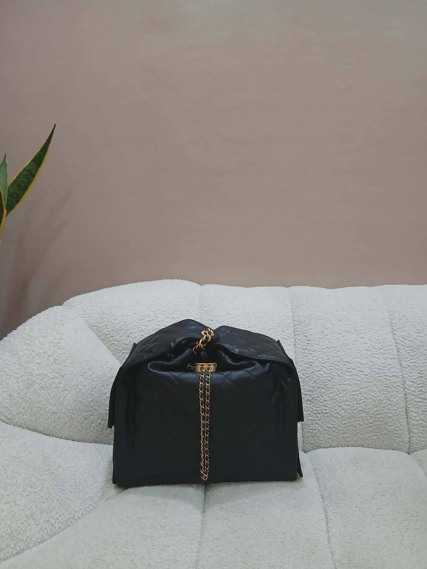 Chanel 25 Black Caviar Microchipped Fullset