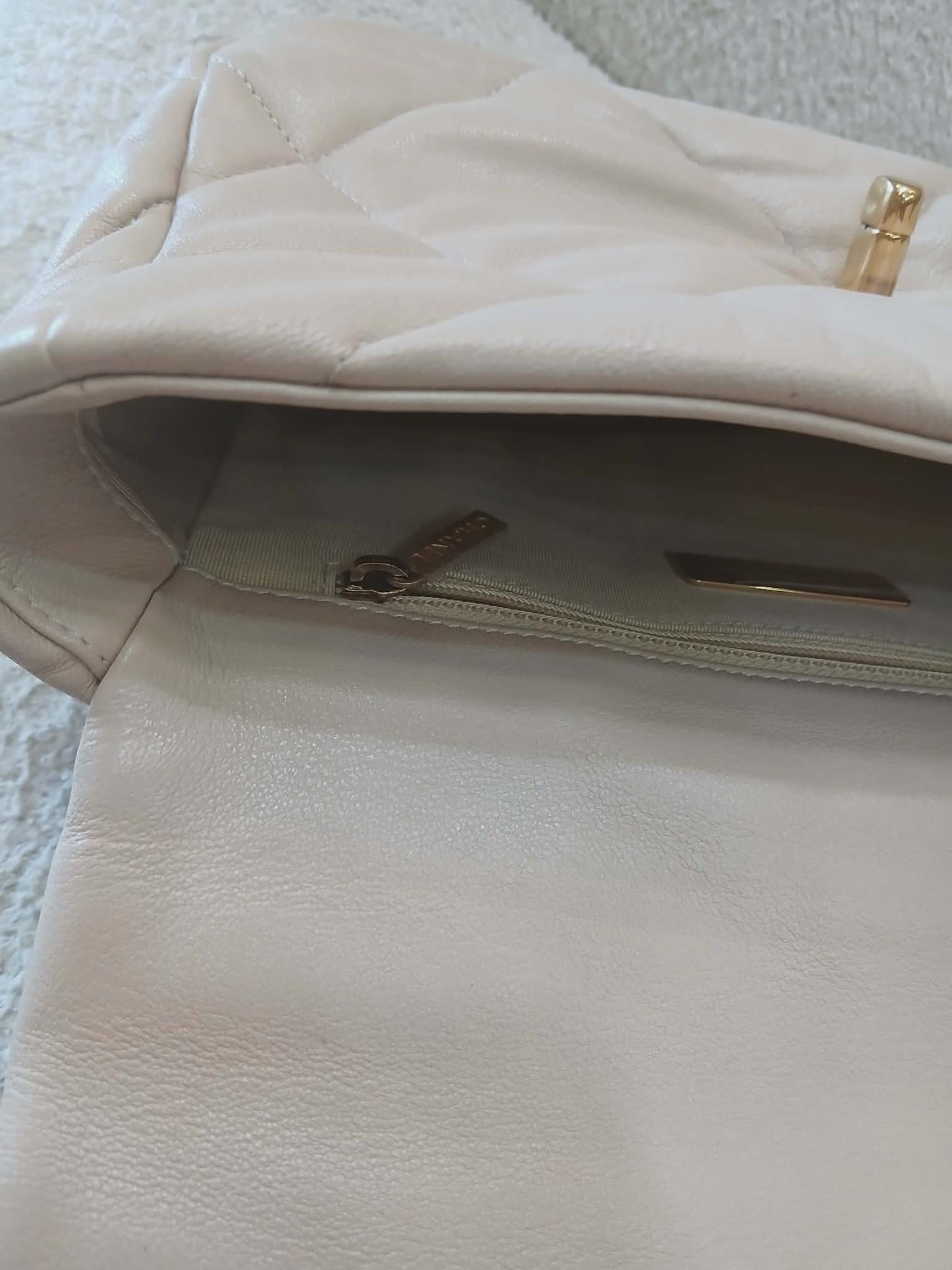 Chanel 19 Beige Lambskin Small Series 30