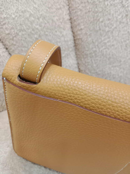 Hermes Halzan 31 Jaune Ambre Clemence Stamp R Square 2014