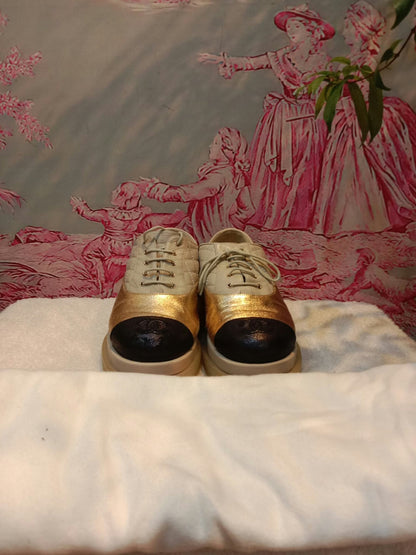 Chanel Interlocking CC Logo Metallic Gold/Beige Lace-up Sneakers with Black Cap Toe Size 35