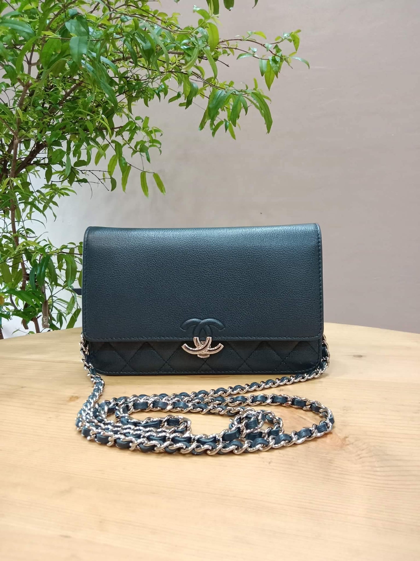 Chanel CC Box Wallet On Chain Caviar Navy Blue Series 27