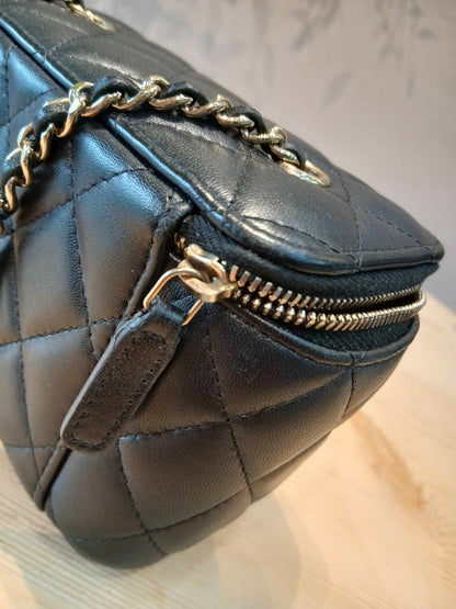Chanel Vanity Case Black Lambskin Series 31