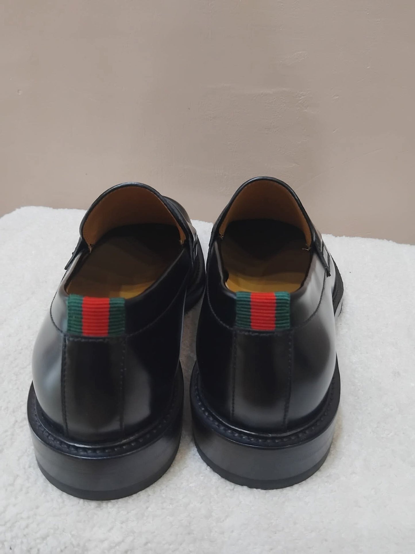 Gucci Men's Black Leather Loafers Size 7