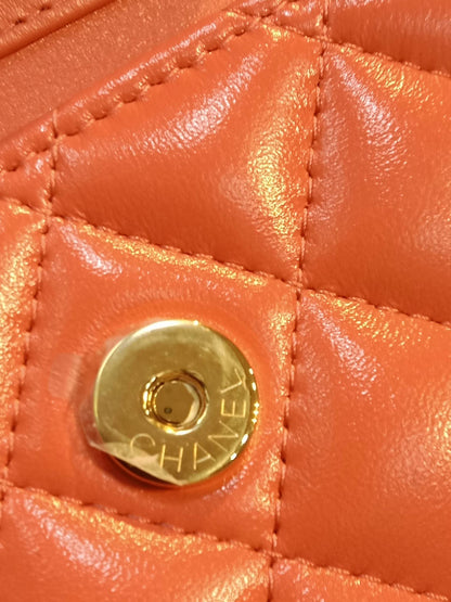 Chanel VIC Gift Quilted Mini Wallet on Chain in Pink/Coral Apricot MIcrochipped