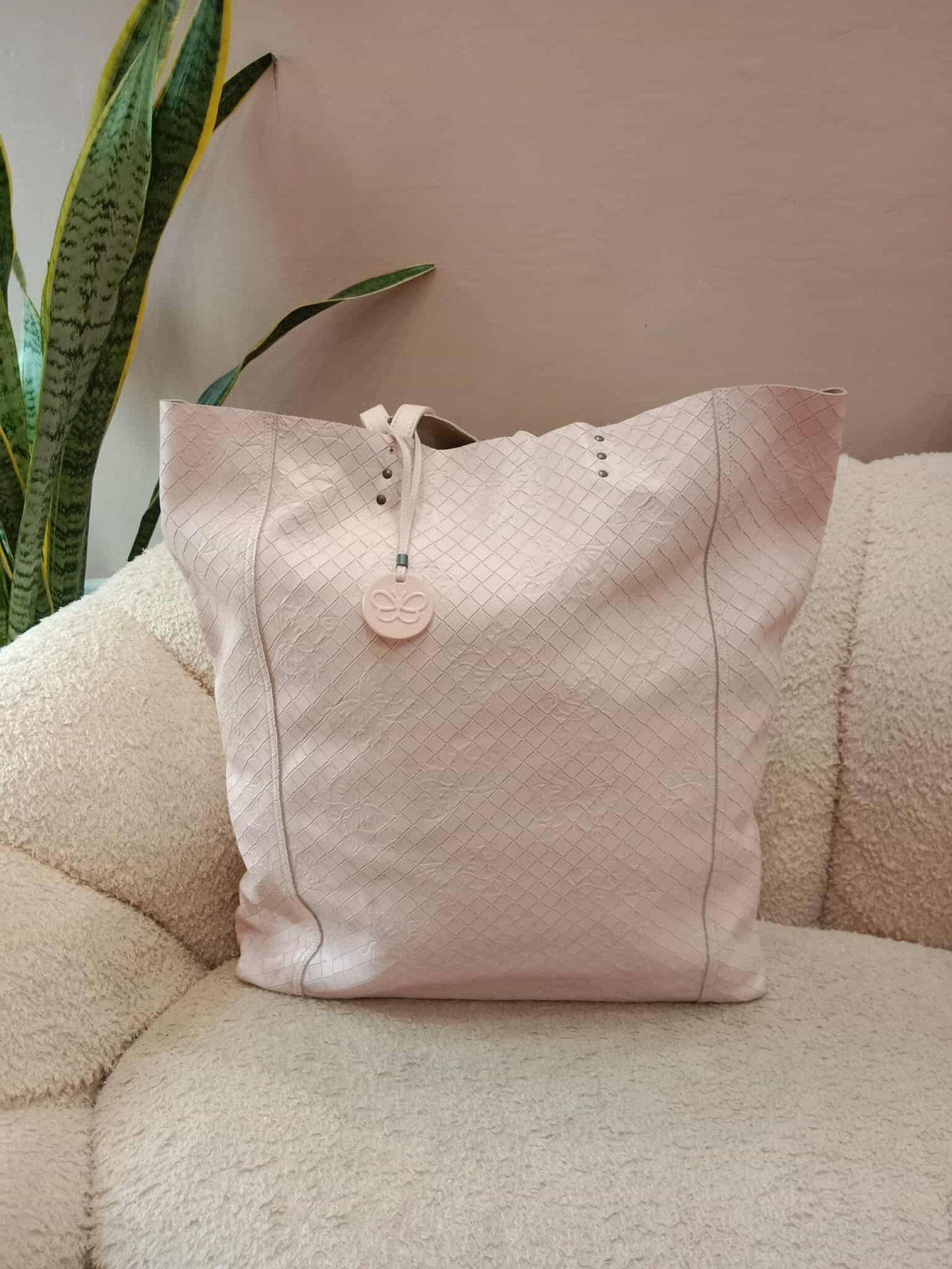 Bottega Veneta Butterfly Intrecciato Tote Bag Pink