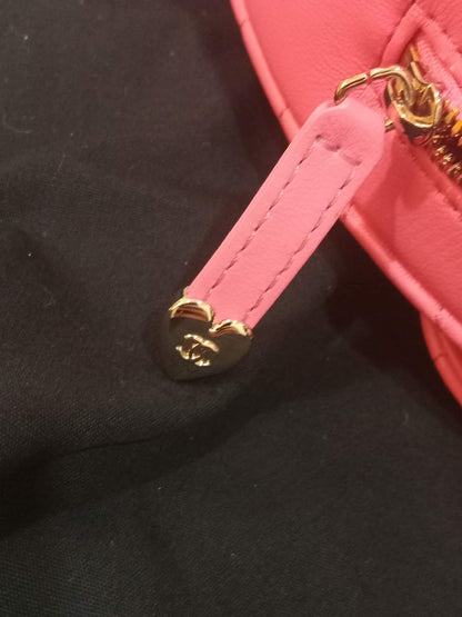 Chanel CC in Love Heart Bag Lambskin Pink Microchipped