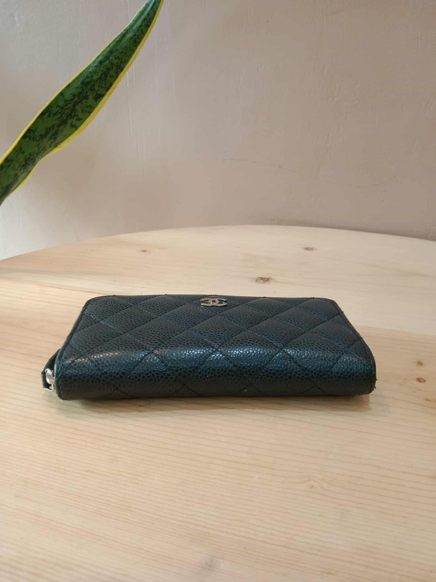 Chanel Long Zipped Wallet Caviar Black Series 19
